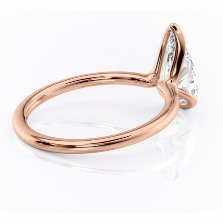 Inel de logodnă Alouette din aur Rose 14kt cu moissanite tăietură pară – Solitar rafinată pentru profil mediu | Personalizează și configurează gratuit online [2]