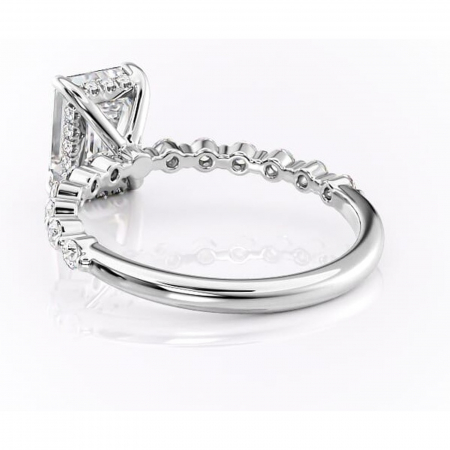 Inel de logodnă Amara din aur Alb 14kt cu moissanite tăietură smarald – Pietre laterale rafinată pentru profil înalt | Personalizează și configurează gratuit online [3]