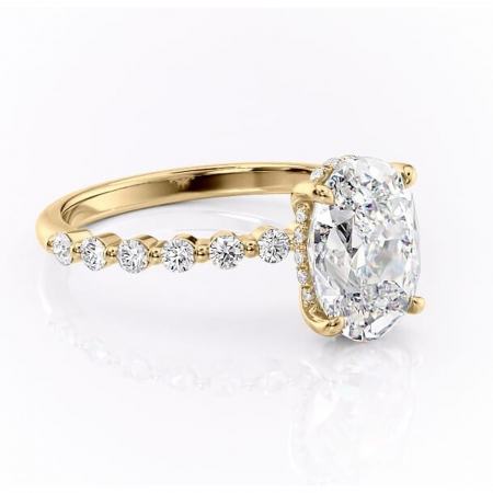 Ovală - Inel de logodnă Amara din aur Galben 18kt cu moissanite tăietură ovală – Pietre laterale rafinată pentru profil înalt | Personalizează și configurează gratuit online