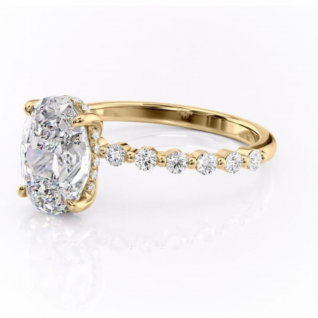 Inel de logodnă Amara din aur Galben 14kt cu moissanite tăietură ovală – Pietre laterale rafinată pentru profil înalt | Personalizează și configurează gratuit online [6]