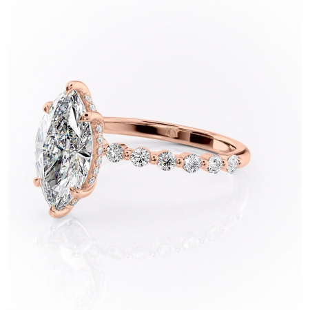 Inel de logodnă Amara din aur Rose 14kt cu moissanite tăietură marquise – Pietre laterale rafinată pentru profil înalt | Personalizează și configurează gratuit online [6]