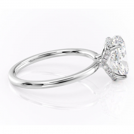 Inel de logodnă Amethyst din aur Alb 14kt cu moissanite tăietură ovală – Solitar rafinată pentru profil înalt | Personalizează și configurează gratuit online [1]