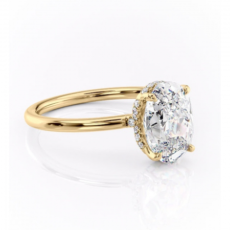 14K - Inel de logodnă Amethyst din aur Galben 14kt cu moissanite tăietură ovală – Solitar rafinată pentru profil înalt | Personalizează și configurează gratuit online