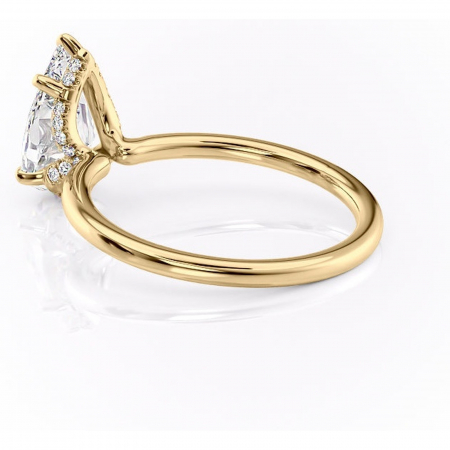 Inel de logodnă Amethyst din aur Galben 14kt cu moissanite tăietură pară – Solitar rafinată pentru profil înalt | Personalizează și configurează gratuit online [4]