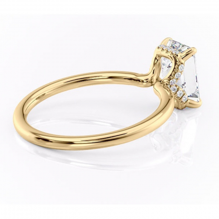 Inel de logodnă Amethyst din aur Galben 14kt cu moissanite tăietură smarald – Solitar rafinată pentru profil înalt | Personalizează și configurează gratuit online [2]