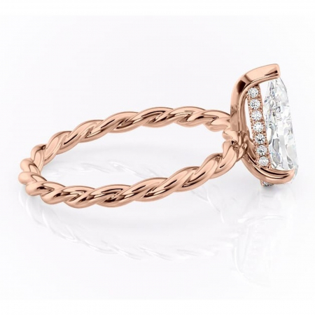 Inel de logodnă Anastasia din aur Rose 14kt cu moissanite tăietură pară – Solitar rafinată pentru profil înalt | Personalizează și configurează gratuit online [1]