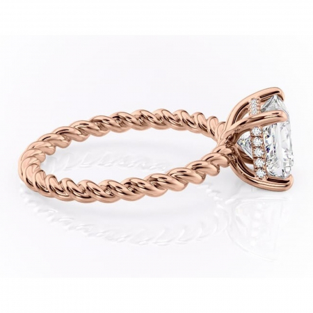 Inel de logodnă Anastasia din aur Rose 14kt cu moissanite tăietură princess – Solitar rafinată pentru profil înalt | Personalizează și configurează gratuit online [1]