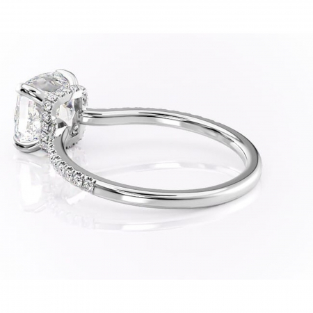 Inel de logodnă Arabella din aur Alb 14kt cu moissanite tăietură pernă – Montură pavé rafinată pentru profil jos | Personalizează și configurează gratuit online [4]