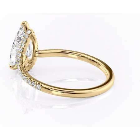 Inel de logodnă Arabella din aur Galben 14kt cu moissanite tăietură pară – Montură pavé rafinată pentru profil jos | Personalizează și configurează gratuit online [4]