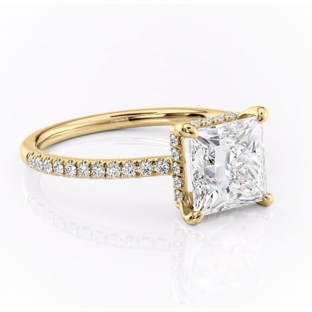 Aur galben - Inel de logodnă Arabella din aur Galben 18kt cu moissanite tăietură princess – Montură pavé rafinată pentru profil jos | Personalizează și configurează gratuit online