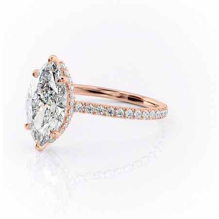 Inel de logodnă Arabella din aur Rose 18kt cu moissanite tăietură marquise – Montură pavé rafinată pentru profil jos | Personalizează și configurează gratuit online [6]