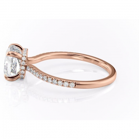 Inel de logodnă Arabella din aur Rose 18kt cu moissanite tăietură pernă – Montură pavé rafinată pentru profil jos | Personalizează și configurează gratuit online [5]