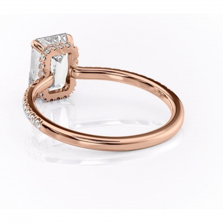 Inel de logodnă Arabella din aur Rose 14kt cu moissanite tăietură smarald – Montură pavé rafinată pentru profil jos | Personalizează și configurează gratuit online [3]