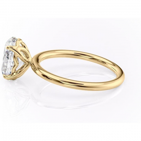 Inel de logodnă Arabeth din aur Galben 18kt cu moissanite tăietură ovală – Solitar rafinată pentru profil înalt | Personalizează și configurează gratuit online [5]