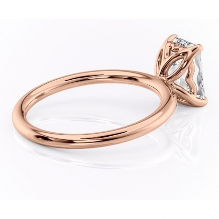 Inel de logodnă Arabeth din aur Rose 14kt cu moissanite tăietură smarald – Solitar rafinată pentru profil înalt | Personalizează și configurează gratuit online [2]