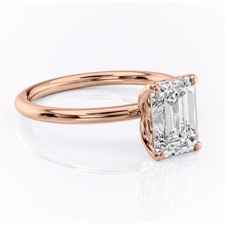 Smarald - Inel de logodnă Arabeth din aur Rose 18kt cu moissanite tăietură smarald – Solitar rafinată pentru profil înalt | Personalizează și configurează gratuit online