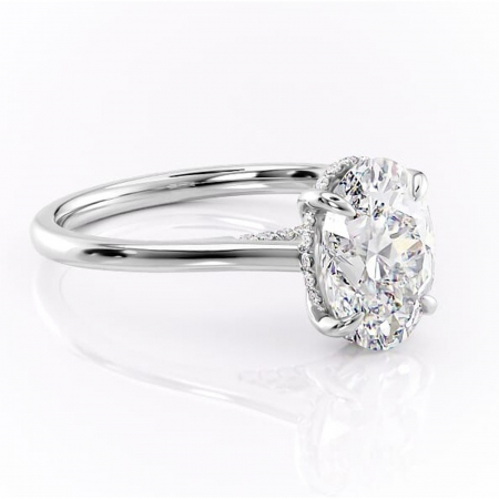 Ovală - Inel de logodnă Aria din aur Alb 14kt cu moissanite tăietură ovală – Solitar rafinată pentru profil înalt | Personalizează și configurează gratuit online