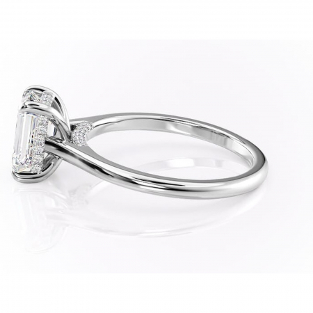 Inel de logodnă Aria din aur Alb 14kt cu moissanite tăietură smarald – Solitar rafinată pentru profil înalt | Personalizează și configurează gratuit online [5]