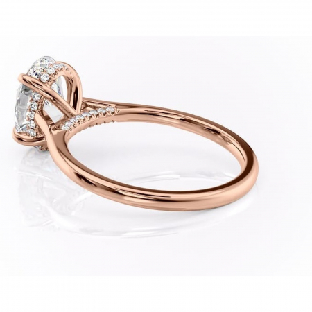 Inel de logodnă Aria din aur Rose 18kt cu moissanite tăietură ovală – Solitar rafinată pentru profil înalt | Personalizează și configurează gratuit online [4]