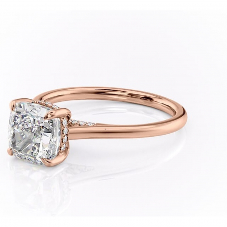 Inel de logodnă Aria din aur Rose 18kt cu moissanite tăietură pernă – Solitar rafinată pentru profil înalt | Personalizează și configurează gratuit online [6]