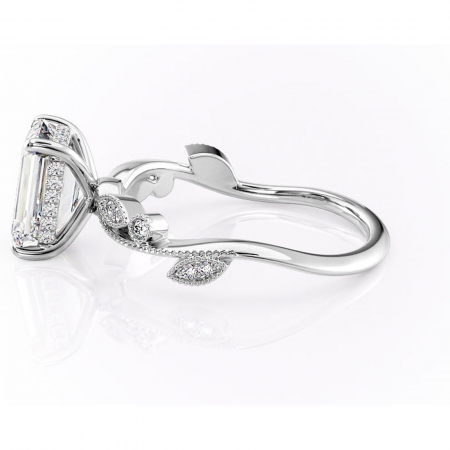 Inel de logodnă Aurelia din aur Alb 14kt cu moissanite tăietură smarald – Pietre laterale rafinată pentru profil înalt | Personalizează și configurează gratuit online [5]