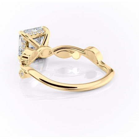 Inel de logodnă Aurelia din aur Galben 18kt cu moissanite tăietură asscher – Pietre laterale rafinată pentru profil înalt | Personalizează și configurează gratuit online [3]