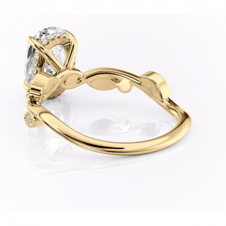 Inel de logodnă Aurelia din aur Galben 14kt cu moissanite tăietură ovală – Pietre laterale rafinată pentru profil înalt | Personalizează și configurează gratuit online [3]