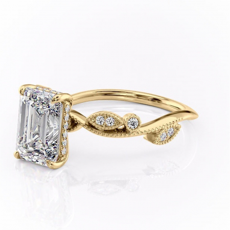 Inel de logodnă Aurelia din aur Galben 14kt cu moissanite tăietură smarald – Pietre laterale rafinată pentru profil înalt | Personalizează și configurează gratuit online [6]