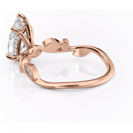 Inel de logodnă Aurelia din aur Rose 18kt cu moissanite tăietură pară – Pietre laterale rafinată pentru profil înalt | Personalizează și configurează gratuit online [4]