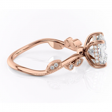 Inel de logodnă Aurelia din aur Rose 14kt cu moissanite tăietură princess – Pietre laterale rafinată pentru profil înalt | Personalizează și configurează gratuit online [1]