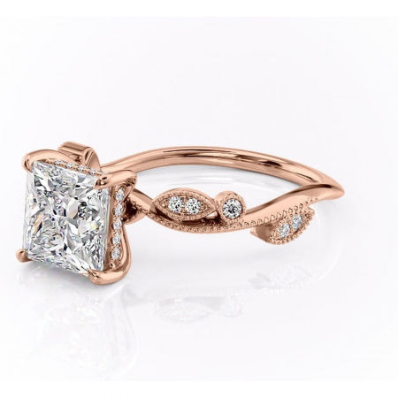Inel de logodnă Aurelia din aur Rose 14kt cu moissanite tăietură princess – Pietre laterale rafinată pentru profil înalt | Personalizează și configurează gratuit online [6]