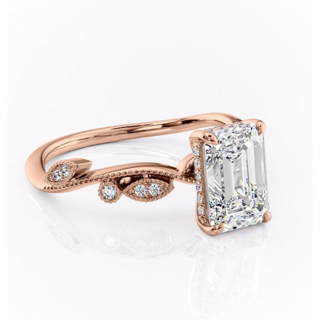 Smarald - Inel de logodnă Aurelia din aur Rose 18kt cu moissanite tăietură smarald – Pietre laterale rafinată pentru profil înalt | Personalizează și configurează gratuit online