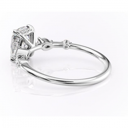 Inel de logodnă Azalea din aur Alb 14kt cu moissanite tăietură asscher – Montură cu trei pietre rafinată pentru profil mediu | Personalizează și configurează gratuit online [4]