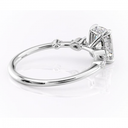 Inel de logodnă Azalea din aur Alb 14kt cu moissanite tăietură asscher – Montură cu trei pietre rafinată pentru profil mediu | Personalizează și configurează gratuit online [2]