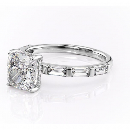 Inel de logodnă Beatrice din aur Alb 14kt cu moissanite tăietură pernă – Montură cu canal rafinată pentru profil înalt | Personalizează și configurează gratuit online [6]