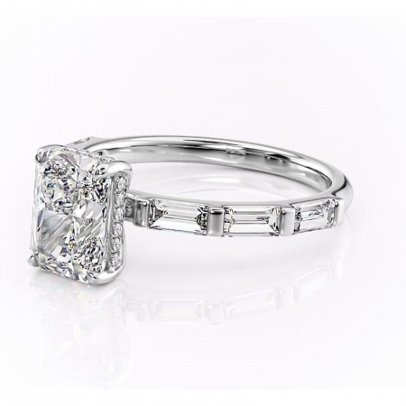 Inel de logodnă Beatrice din aur Alb 14kt cu moissanite tăietură radiantă – Montură cu canal rafinată pentru profil înalt | Personalizează și configurează gratuit online [6]