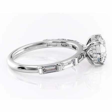 Inel de logodnă Beatrice din aur Alb 14kt cu moissanite tăietură rotundă – Montură cu canal rafinată pentru profil înalt | Personalizează și configurează gratuit online [1]