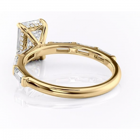 Inel de logodnă Beatrice din aur Galben 18kt cu moissanite tăietură smarald – Montură cu canal rafinată pentru profil înalt | Personalizează și configurează gratuit online [3]