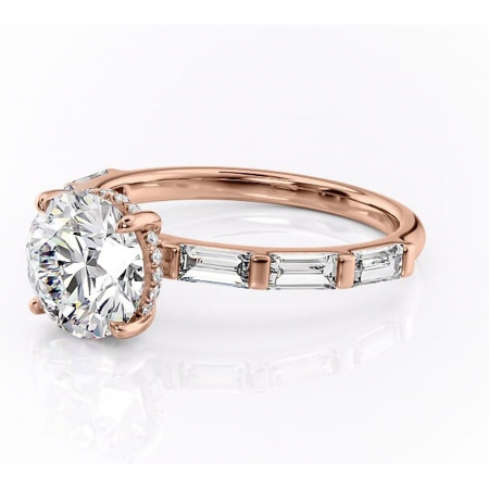 Inel de logodnă Beatrice din aur Rose 14kt cu moissanite tăietură rotundă – Montură cu canal rafinată pentru profil înalt | Personalizează și configurează gratuit online [6]
