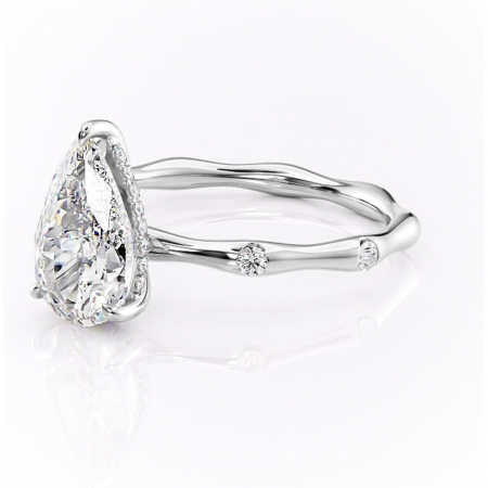 Inel de logodnă Bijou din aur Alb 14kt cu moissanite tăietură pară – Pietre laterale rafinată pentru profil înalt | Personalizează și configurează gratuit online [6]