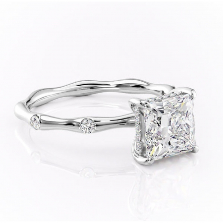 Princess - Inel de logodnă Bijou din aur Alb 14kt cu moissanite tăietură princess – Pietre laterale rafinată pentru profil înalt | Personalizează și configurează gratuit online