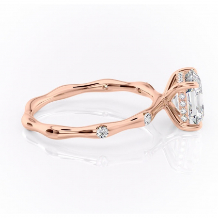 Inel de logodnă Bijou din aur Rose 14kt cu moissanite tăietură asscher – Pietre laterale rafinată pentru profil înalt | Personalizează și configurează gratuit online [1]