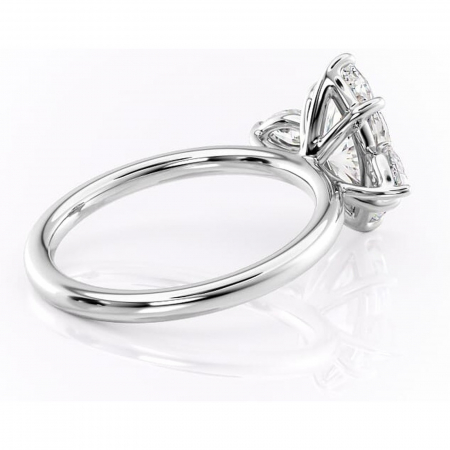 Inel de logodnă Blanche din aur Alb 14kt cu moissanite tăietură marquise – Montură cu trei pietre rafinată pentru profil înalt | Personalizează și configurează gratuit online [2]