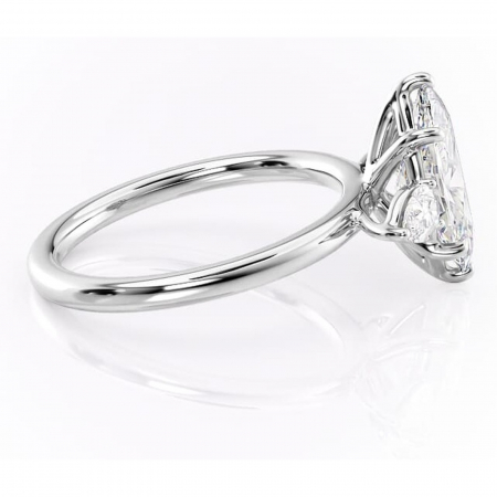 Inel de logodnă Blanche din aur Alb 14kt cu moissanite tăietură marquise – Montură cu trei pietre rafinată pentru profil înalt | Personalizează și configurează gratuit online [1]