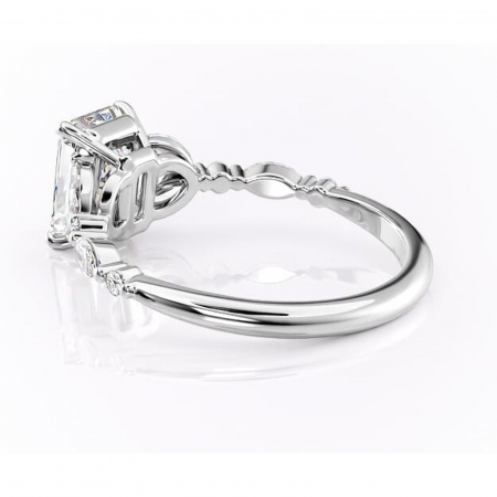 Inel de logodnă Bloom din aur Alb 14kt cu moissanite tăietură radiantă – Montură cu trei pietre rafinată pentru profil mediu | Personalizează și configurează gratuit online [4]