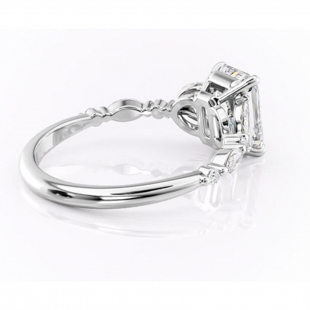 Inel de logodnă Bloom din aur Alb 14kt cu moissanite tăietură radiantă – Montură cu trei pietre rafinată pentru profil mediu | Personalizează și configurează gratuit online [2]