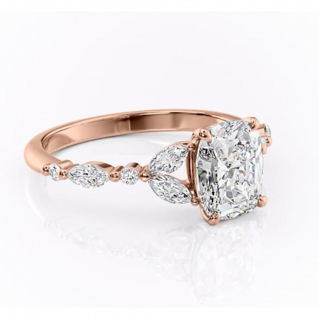 18K - Inel de logodnă Bloom din aur Rose 14kt cu moissanite tăietură pernă – Montură cu trei pietre rafinată pentru profil mediu | Personalizează și configurează gratuit online