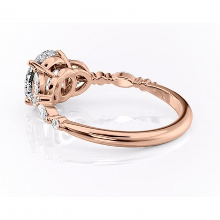 Inel de logodnă Bloom din aur Rose 14kt cu moissanite tăietură rotundă – Montură cu trei pietre rafinată pentru profil mediu | Personalizează și configurează gratuit online [4]