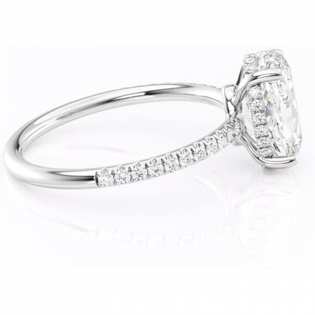 Inel de logodnă Brielle din aur Alb 14kt cu moissanite tăietură ovală – Montură Kamellie joasă rafinată pentru profil jos | Personalizează și configurează gratuit online [1]