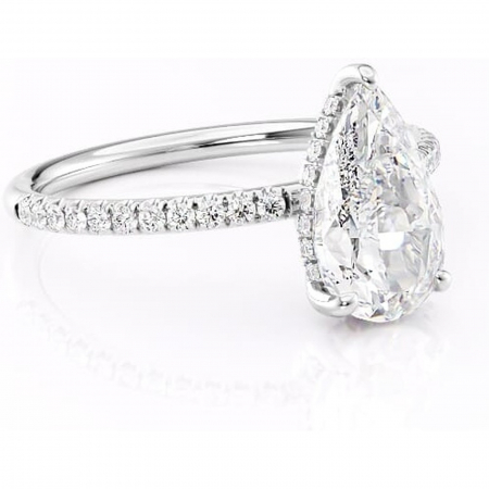 18K - Inel de logodnă Brielle din aur Alb 18kt cu moissanite tăietură pară – Montură Kamellie joasă rafinată pentru profil jos | Personalizează și configurează gratuit online